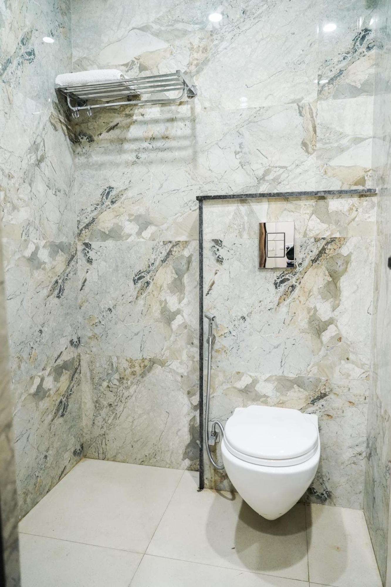 Hotel Batra Home Nizamuddin New Delhi Exterior foto