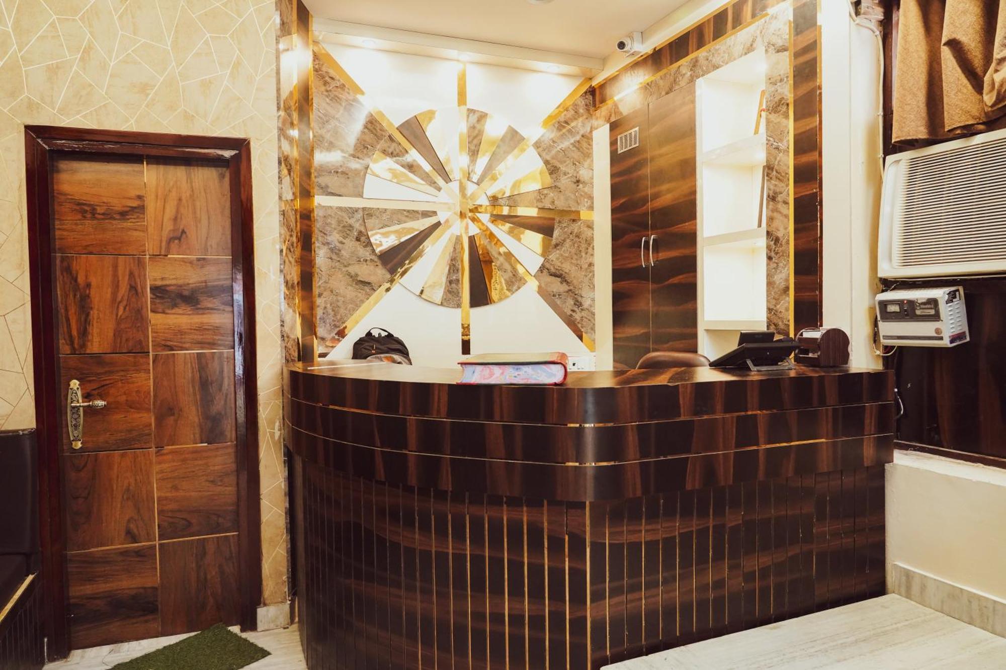 Hotel Batra Home Nizamuddin New Delhi Exterior foto